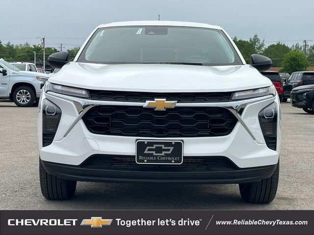 2026 Chevrolet Trax LS - Photo 7
