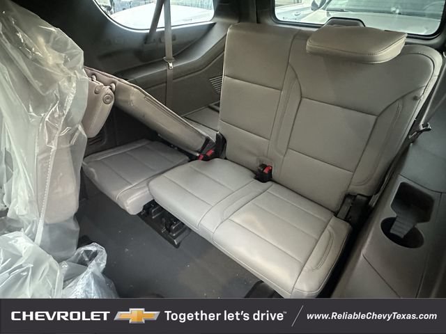 2026 Chevrolet Suburban Z71 - Photo 26