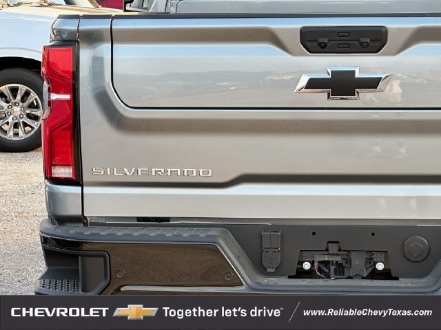 2026 Chevrolet Silverado 2500 HD ZR2 - Photo 6