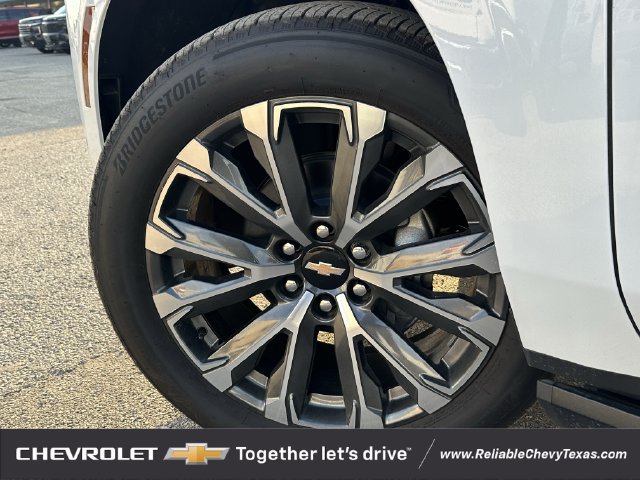 2026 Chevrolet Suburban High Country - Photo 10