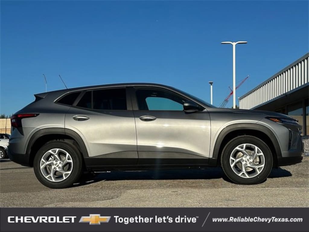 New 2026 Chevrolet Trax LS SUV