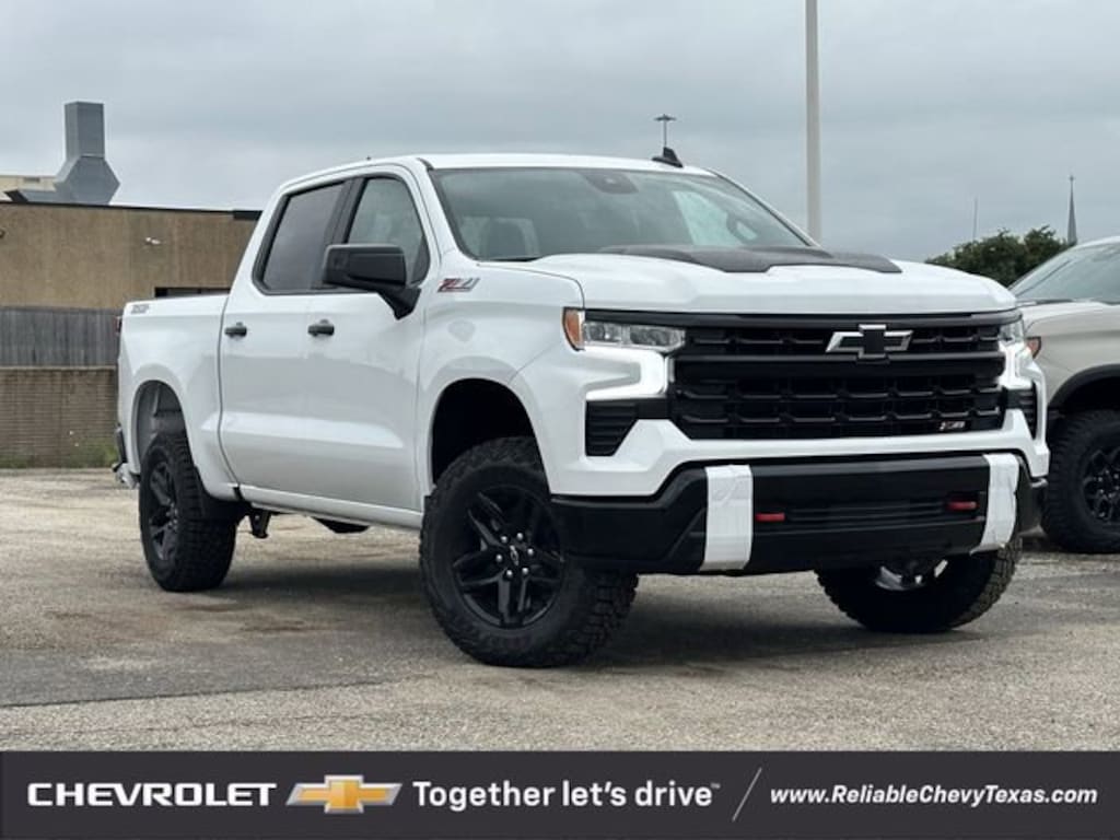 New 2026 Chevrolet Silverado 1500 LT Trail Boss Truck Crew Cab