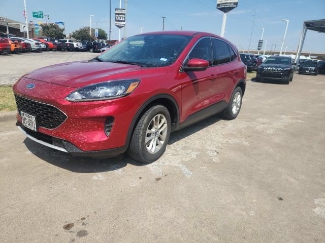 Used 2020 Ford Escape SE with VIN 1FMCU9G61LUA55033 for sale in Richardson, TX
