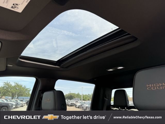 2025 Chevrolet Silverado 1500 High Country - Photo 29