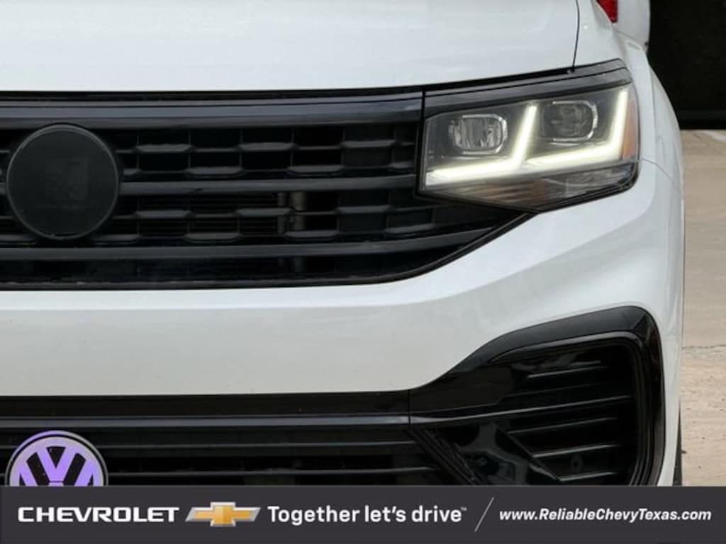 Used 2023 Volkswagen Atlas Cross Sport 3.6L V6 SEL SUV