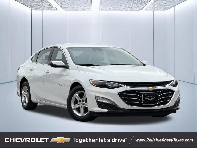 2024 Chevrolet Malibu LT with 1LT FWD