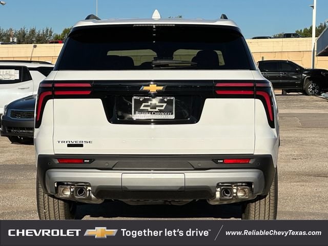2026 Chevrolet Traverse LT - Photo 5
