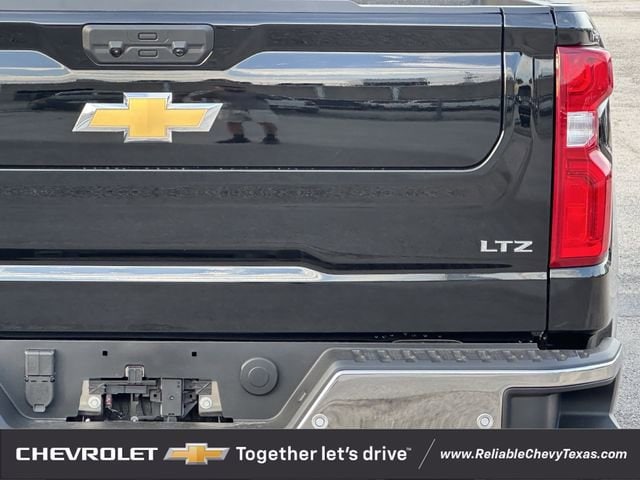 2026 Chevrolet Silverado 1500 LTZ - Photo 7
