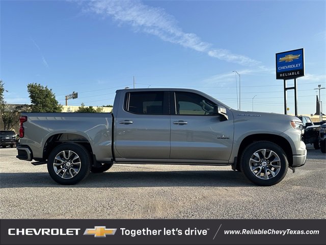 2026 Chevrolet Silverado 1500 RST photo 3