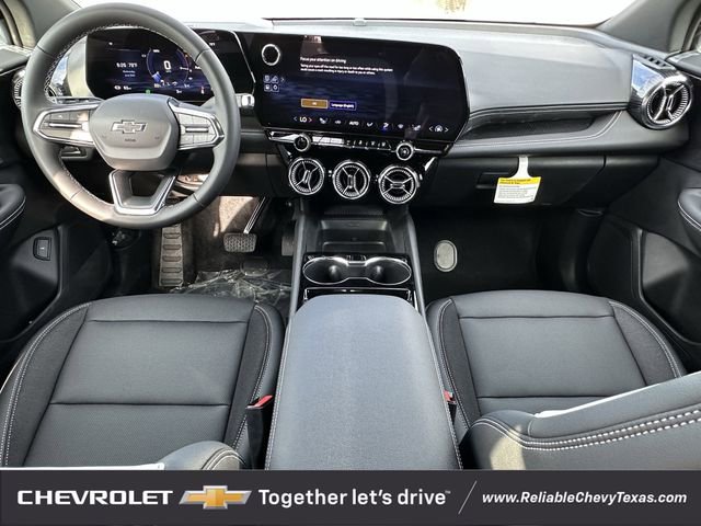 2025 Chevrolet Blazer EV LT - Photo 11