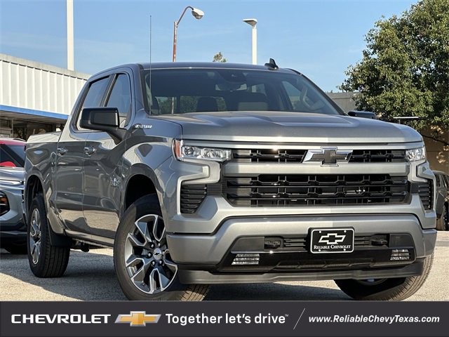 2026 Chevrolet Silverado 1500 RST photo 2