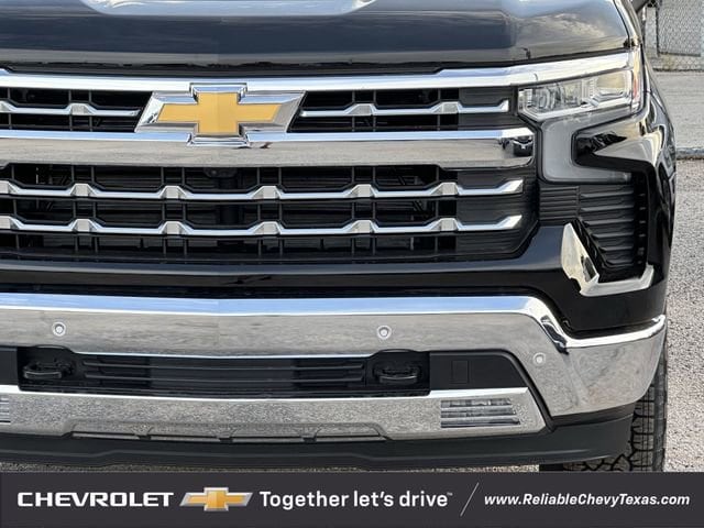 2026 Chevrolet Silverado 1500 LTZ - Photo 9