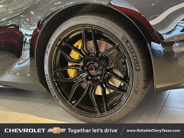2025 Chevrolet Corvette 3LZ - Photo 11