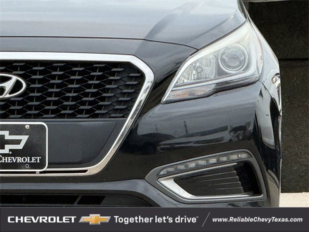 Used 2016 Hyundai Sonata Hybrid SE Sedan