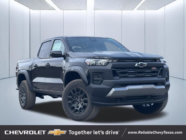 Black 2026 Chevrolet Colorado Pickup Truck Four-Wheel Drive Automatic