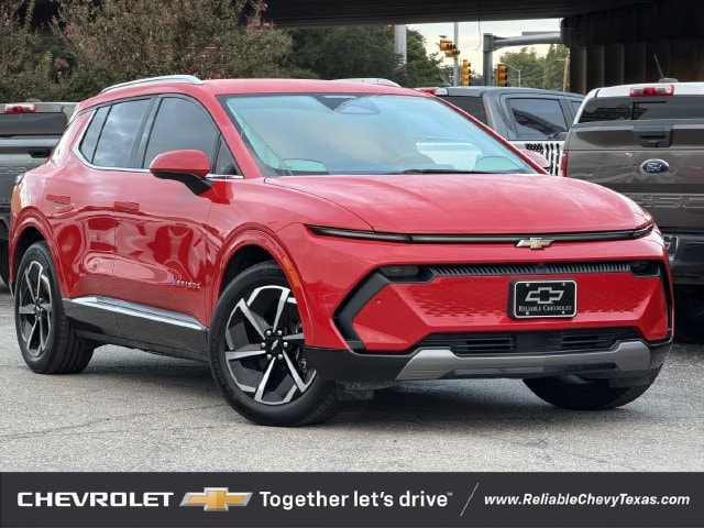  2024 Chevrolet Equinox EV LT with 2LT FWD   