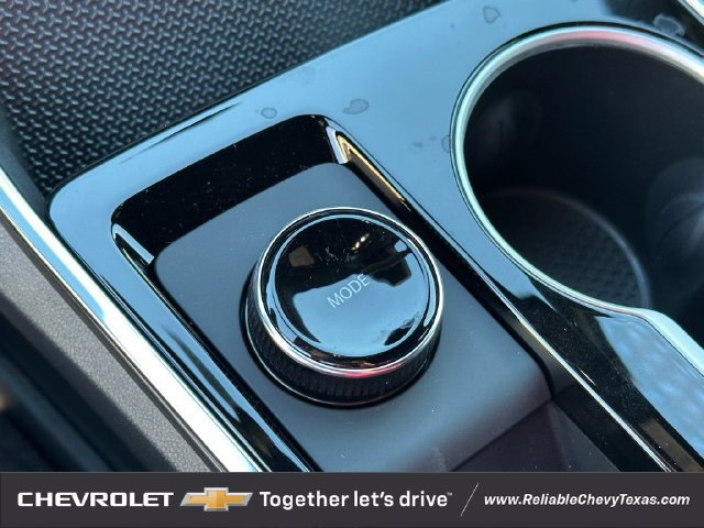 2027 Chevrolet Equinox LT - Photo 23