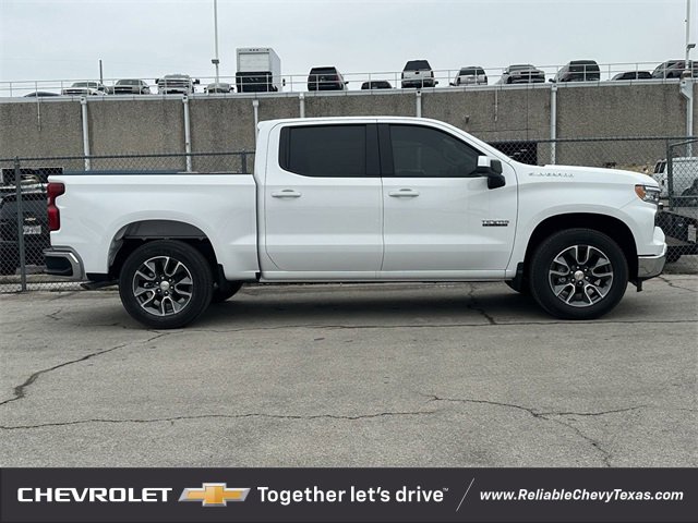 2025 Chevrolet Silverado 1500 LT Texas Edition photo 3