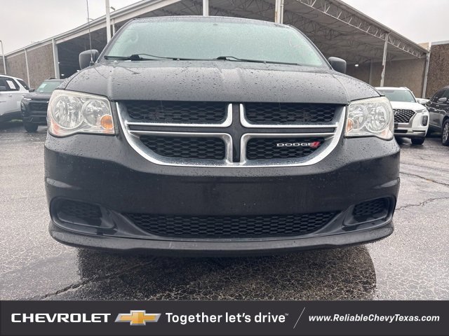 2017 Dodge Grand Caravan SE SXT Express photo 2