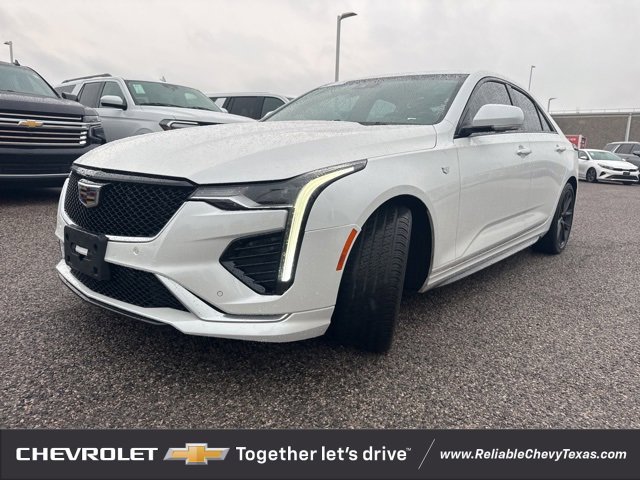 2022 Cadillac CT4 Sport photo 3