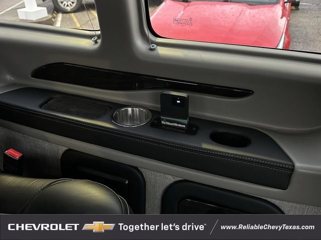 2025 Chevrolet Express Cargo Work Van - Photo 30