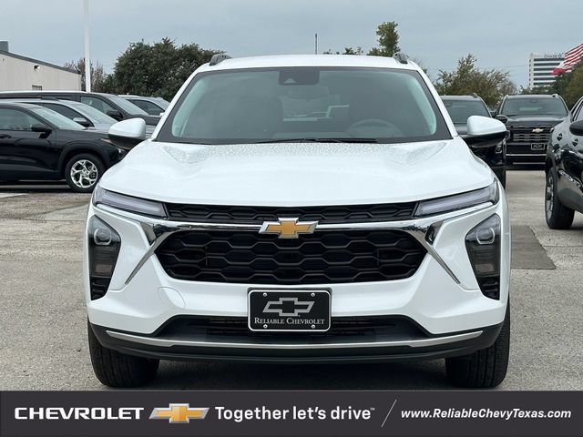 2026 Chevrolet Trax LT - Photo 6