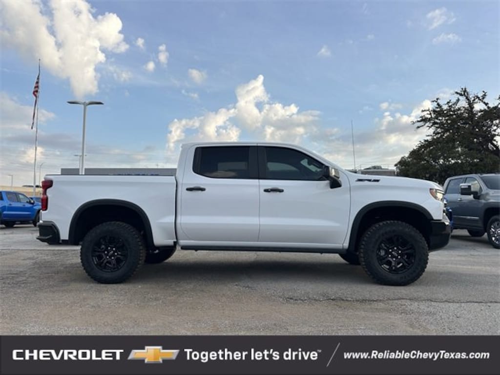 New 2026 Chevrolet Silverado 1500 ZR2 Truck Crew Cab
