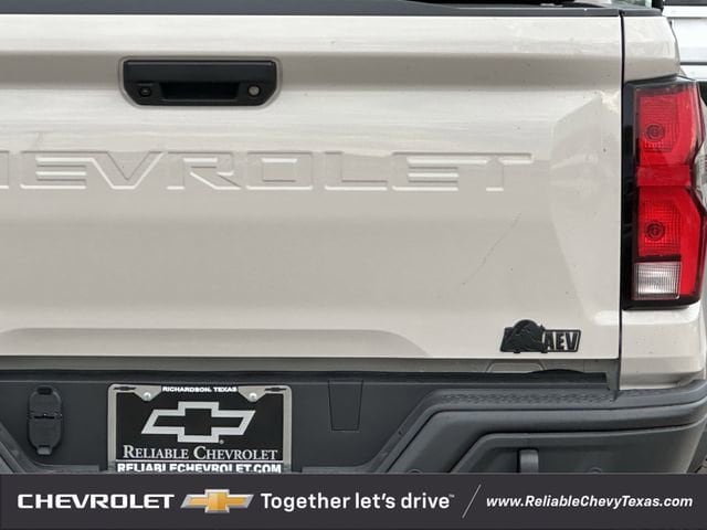 2026 Chevrolet Colorado ZR2 - Photo 7
