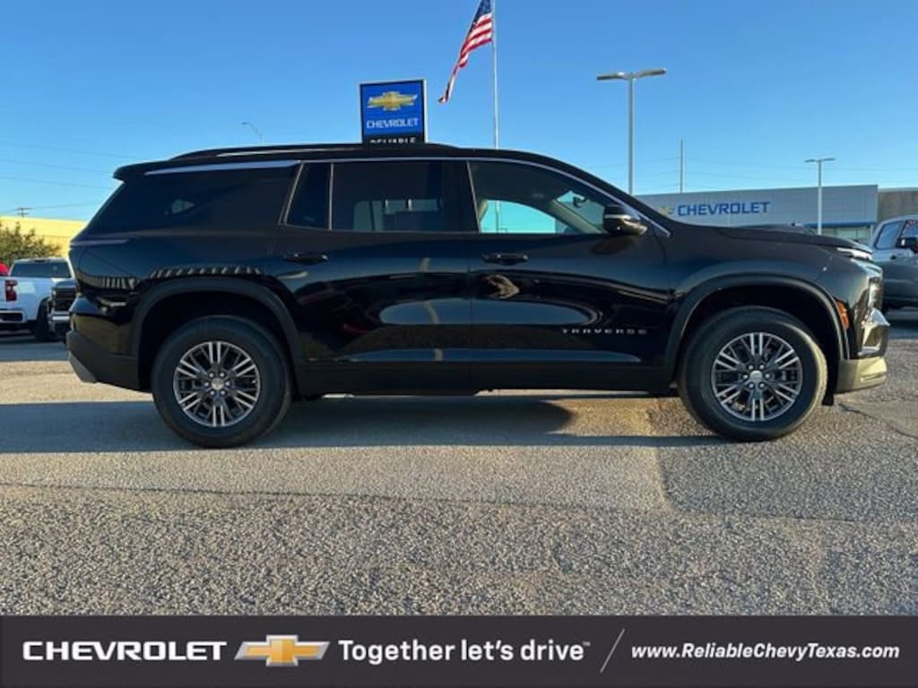 New 2026 Chevrolet Traverse LT SUV