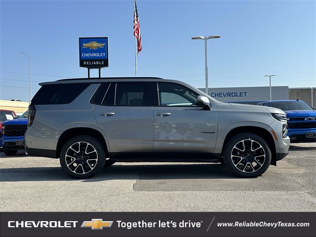 2026 Chevrolet Tahoe RST photo 3