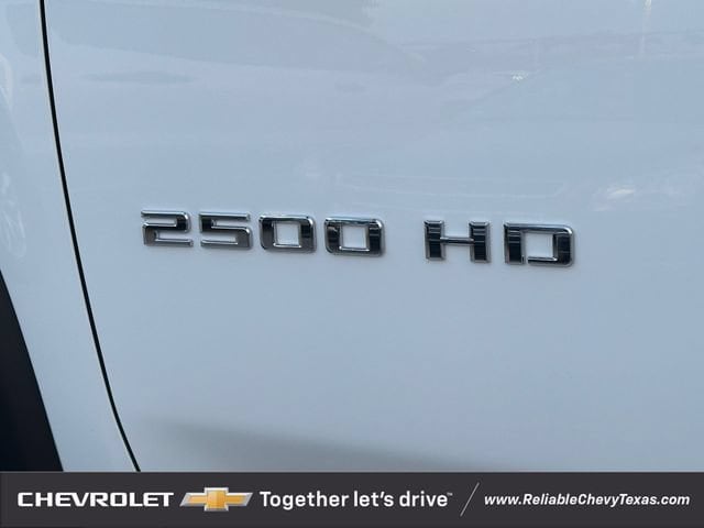 2026 Chevrolet Silverado 2500 HD ZR2 - Photo 11