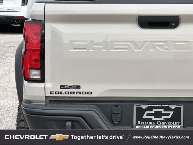 2026 Chevrolet Colorado ZR2 - Photo 6
