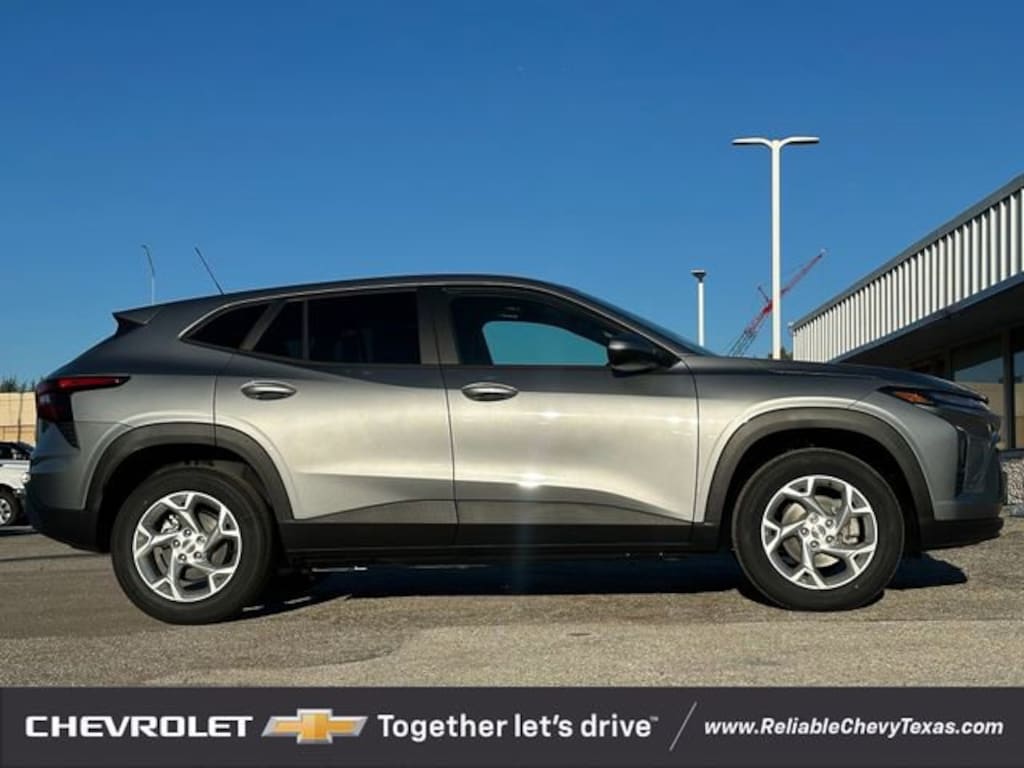 New 2026 Chevrolet Trax LS SUV