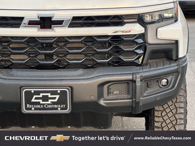 2026 Chevrolet Silverado 1500 ZR2 - Photo 9