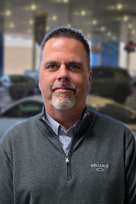 Staff member Steve Hardy from ID_d5a49be47326