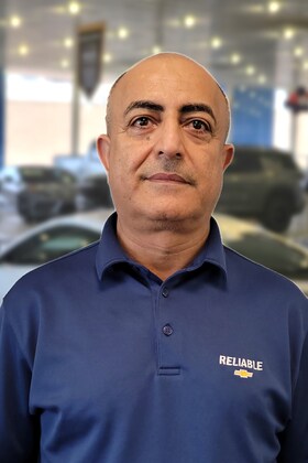 Staff member Nico Anwary from ID_4ed1b15f86c0