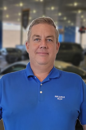 Staff member Eric David from ID_83ea9923f874