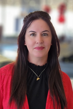 Staff member Bel Lopez from ID_59e124fa36a9