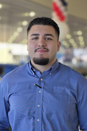 Staff member Evan Roberts from ID_59e124fa36a9