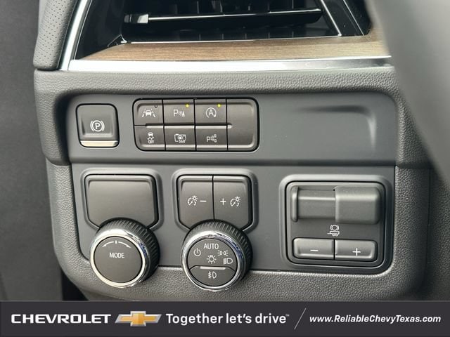 2026 Chevrolet Suburban High Country - Photo 22