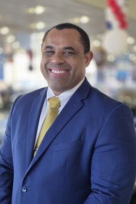 Staff member Jeffrey Dean from ID_4ed1b15f86c0