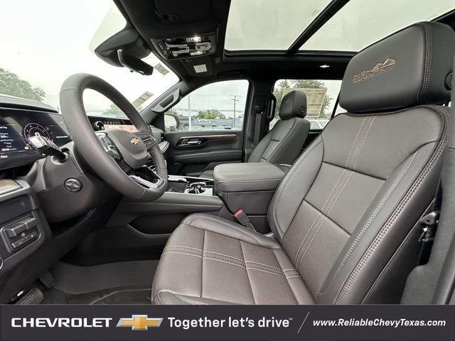 2026 Chevrolet Suburban High Country - Photo 25