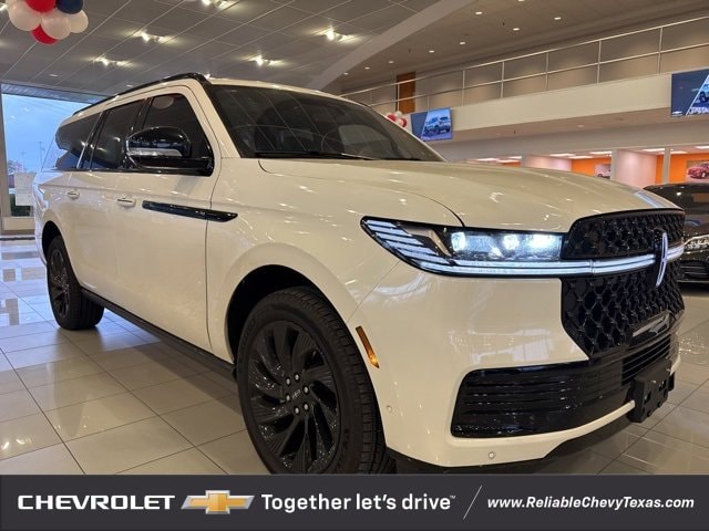 2025 Lincoln Navigator Reserve L's photo