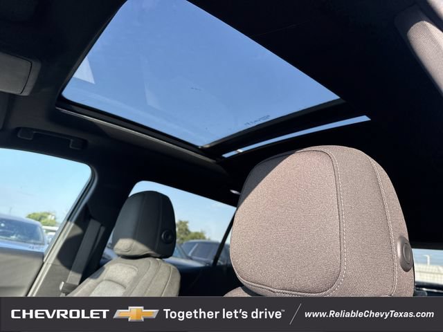 2027 Chevrolet Equinox LT - Photo 24