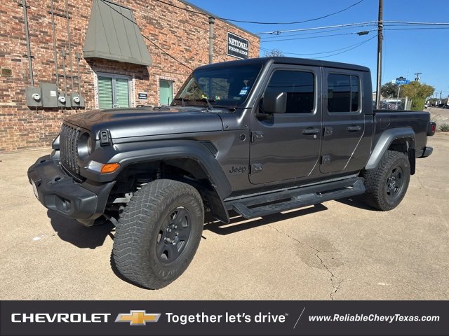 2022 Jeep Gladiator Sport photo 2