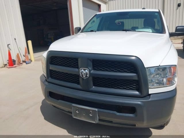 Used 2018  Ram Tradesman image 10