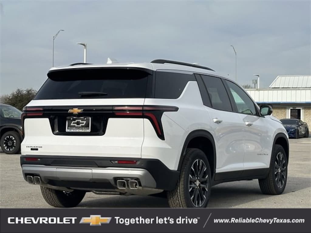 New 2026 Chevrolet Traverse LT SUV