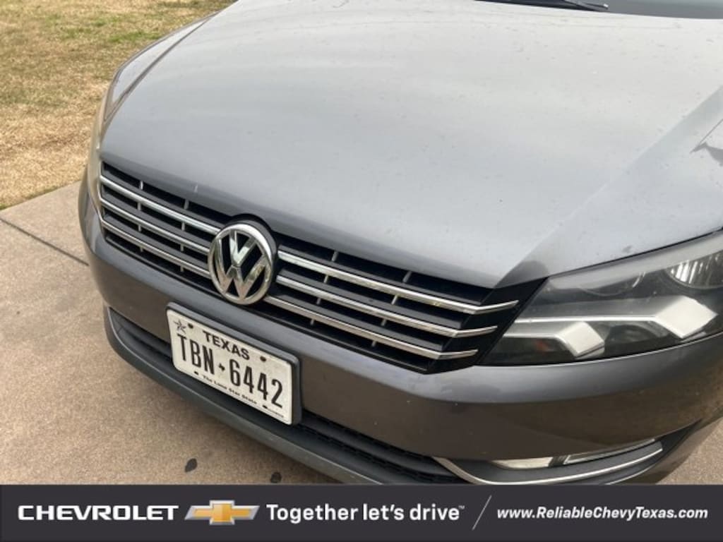 Used 2014 Volkswagen Passat 2.0L TDI SEL Premium Sedan