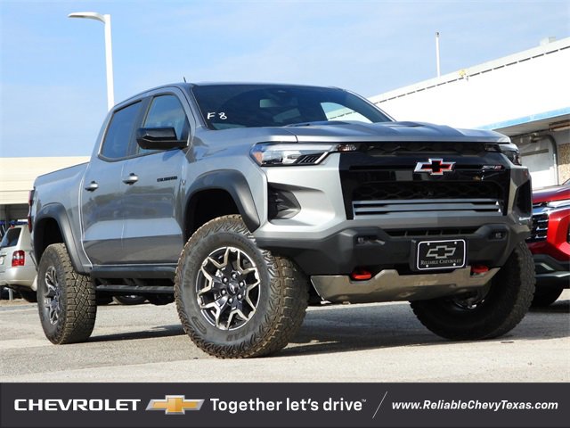 2026 Chevrolet Colorado ZR2 photo 2