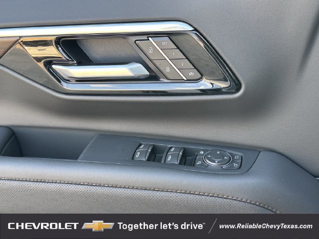 2026 Chevrolet Suburban High Country - Photo 23